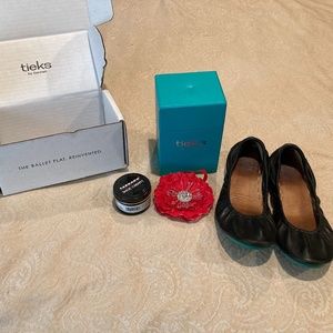 Tieks Black Matte size 7